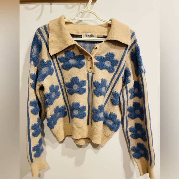 Cider Tops - Cider Beige Knit Polo Sweater with Blue Floral Motif
